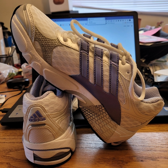 Ladies  Adidas Sneakers - Picture 3 of 9
